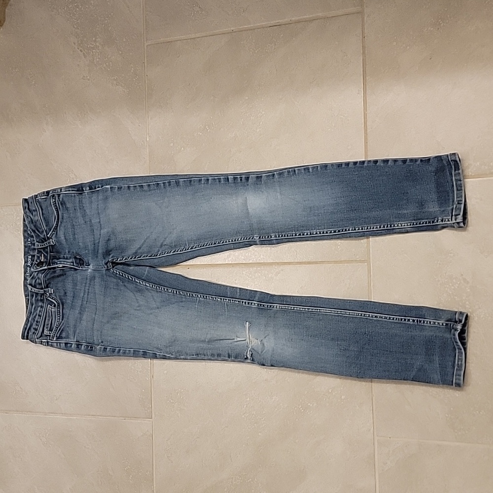 Calvin Klein Women's Extra Skinny Jeans. Slize 2X30. Medium Blue Wash.